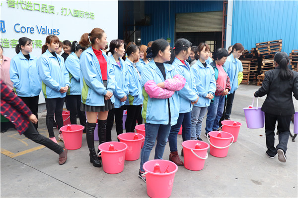 3.8女神節(jié)，華奇女神一起祝天下女神節(jié)日快樂！